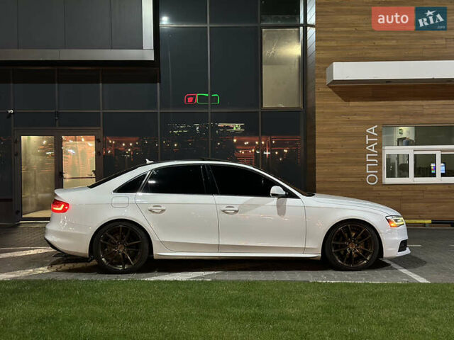 Білий Ауді А4, об'ємом двигуна 1.98 л та пробігом 272 тис. км за 15000 $, фото 11 на Automoto.ua