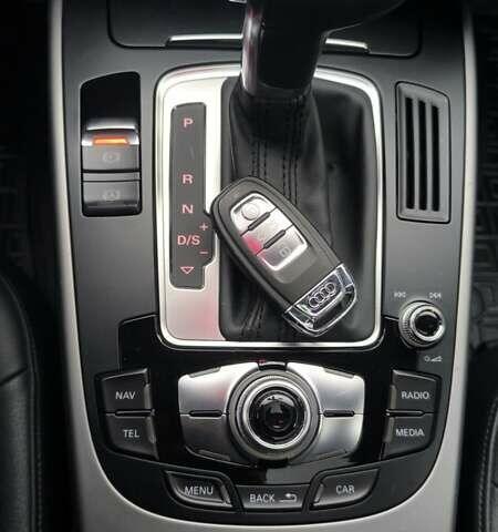 Белый Ауди А4, объемом двигателя 2 л и пробегом 63 тыс. км за 15999 $, фото 56 на Automoto.ua