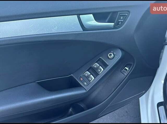 Білий Ауді А4, об'ємом двигуна 2 л та пробігом 146 тис. км за 2700 $, фото 8 на Automoto.ua