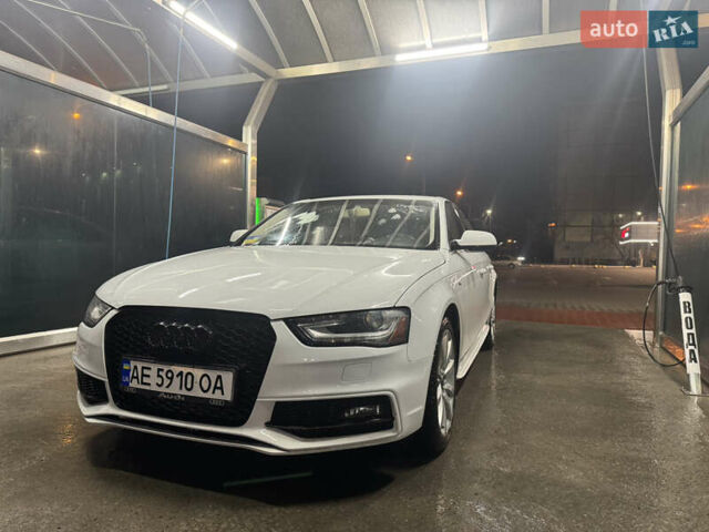 Ауді А4 2014 у Кривому Розі на Automoto.ua Білий Ауді А4, об'ємом двигуна 2 л та пробігом 239 тис. км за 13000 $, фото 8 на Automoto.ua