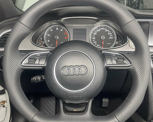 Белый Ауди А4, объемом двигателя 2 л и пробегом 160 тыс. км за 13500 $, фото 49 на Automoto.ua