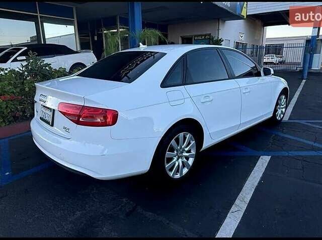 Білий Ауді А4, об'ємом двигуна 2 л та пробігом 146 тис. км за 2700 $, фото 5 на Automoto.ua