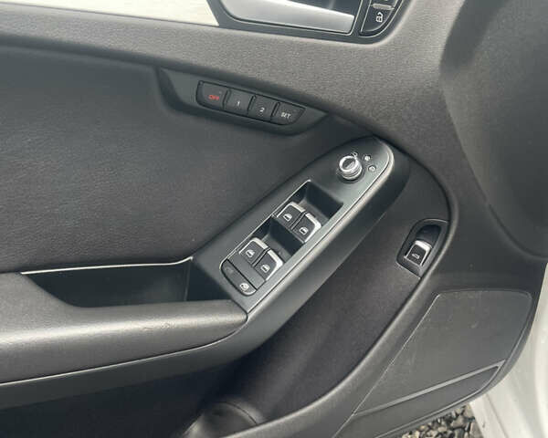 Белый Ауди А4, объемом двигателя 2 л и пробегом 160 тыс. км за 13500 $, фото 33 на Automoto.ua