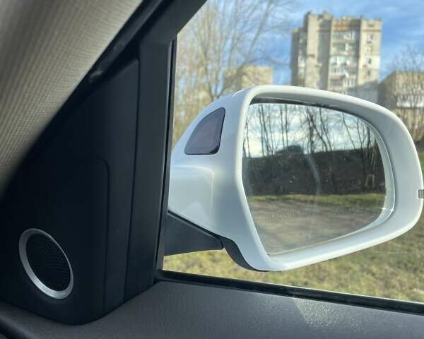 Белый Ауди А4, объемом двигателя 1.98 л и пробегом 138 тыс. км за 13500 $, фото 34 на Automoto.ua