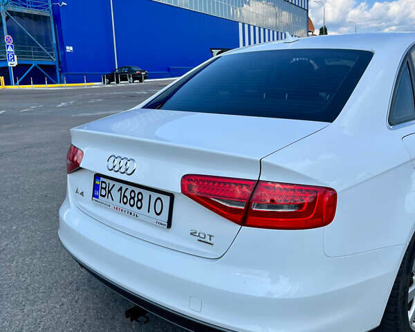 Белый Ауди А4, объемом двигателя 1.98 л и пробегом 230 тыс. км за 12400 $, фото 7 на Automoto.ua