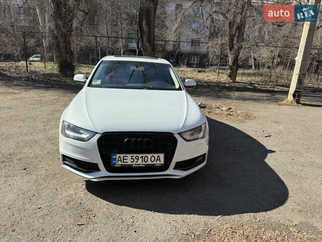 Ауді А4 2014 у Кривому Розі на Automoto.ua Білий Ауді А4, об'ємом двигуна 2 л та пробігом 239 тис. км за 13000 $, фото 12 на Automoto.ua