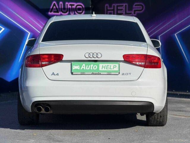 Белый Ауди А4, объемом двигателя 2 л и пробегом 161 тыс. км за 12999 $, фото 4 на Automoto.ua