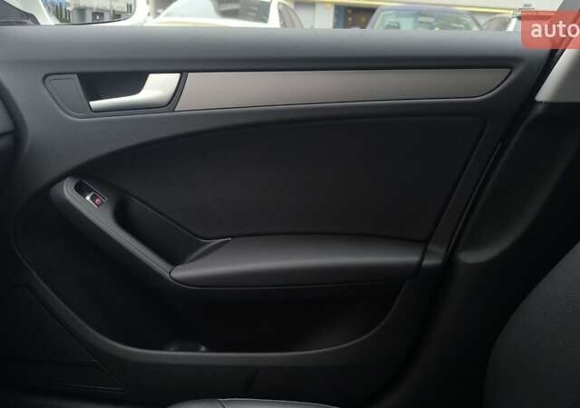 Белый Ауди А4, объемом двигателя 2 л и пробегом 63 тыс. км за 15999 $, фото 50 на Automoto.ua