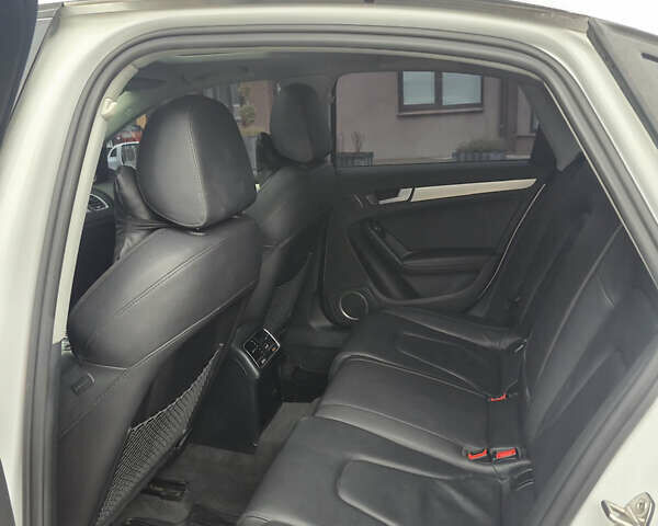 Белый Ауди А4, объемом двигателя 2 л и пробегом 198 тыс. км за 12050 $, фото 29 на Automoto.ua