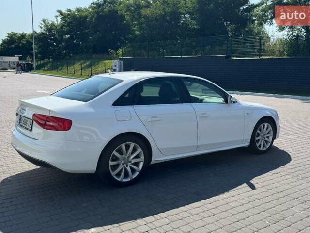 Ауді А4 2014 у Рівному на Automoto.ua Білий Ауді А4, об'ємом двигуна 2 л та пробігом 214 тис. км за 12700 $, фото 8 на Automoto.ua