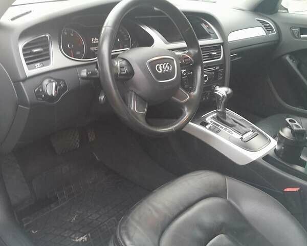 Ауди А4 2014 в Львове на Automoto.ua Белый Ауди А4, объемом двигателя 2 л и пробегом 175 тыс. км за 12500 $, фото 5 на Automoto.ua