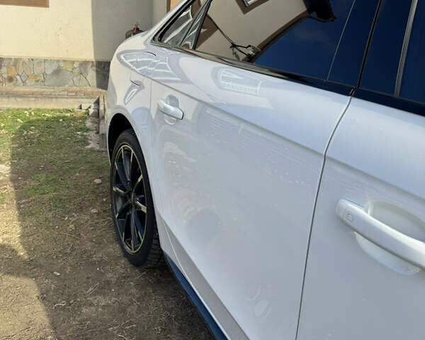 Білий Ауді А4, об'ємом двигуна 2 л та пробігом 204 тис. км за 11000 $, фото 3 на Automoto.ua