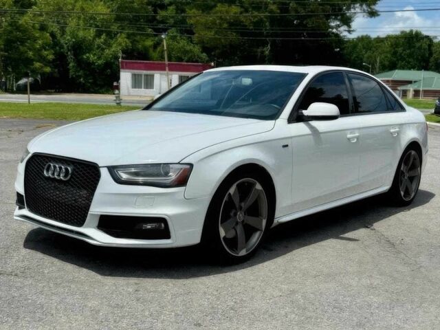 Белый Ауди А4, объемом двигателя 2 л и пробегом 81 тыс. км за 3500 $, фото 1 на Automoto.ua