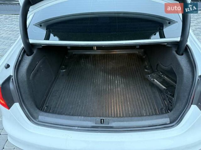 Белый Ауди А4, объемом двигателя 1.98 л и пробегом 180 тыс. км за 8999 $, фото 20 на Automoto.ua