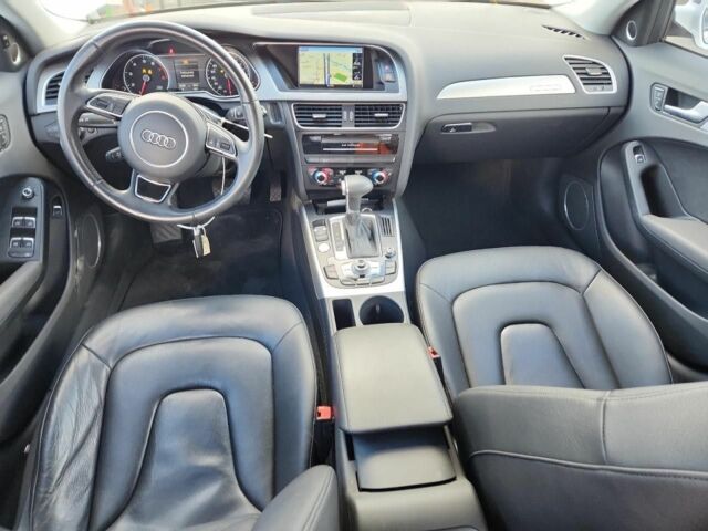 Белый Ауди А4, объемом двигателя 2 л и пробегом 132 тыс. км за 10500 $, фото 7 на Automoto.ua