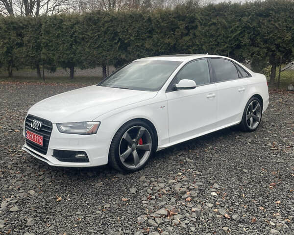 Белый Ауди А4, объемом двигателя 2 л и пробегом 160 тыс. км за 13500 $, фото 2 на Automoto.ua