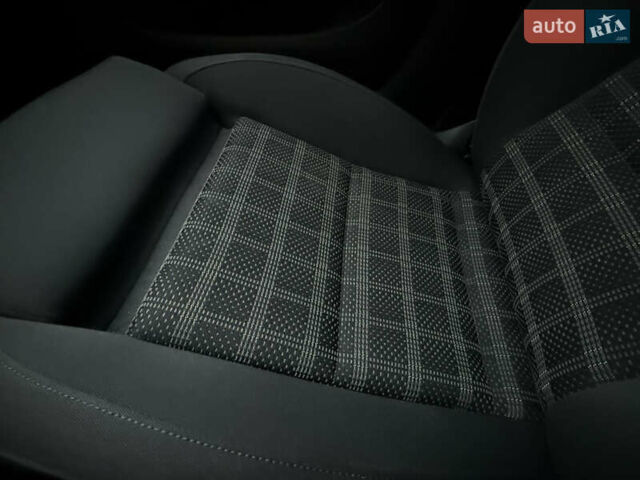 Белый Ауди А4, объемом двигателя 2 л и пробегом 236 тыс. км за 14900 $, фото 19 на Automoto.ua