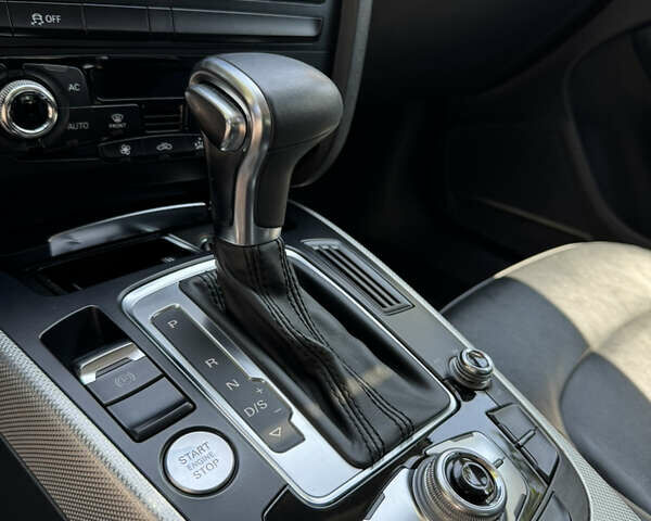 Білий Ауді А4, об'ємом двигуна 1.98 л та пробігом 200 тис. км за 14000 $, фото 10 на Automoto.ua