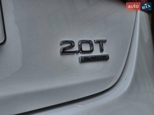 Белый Ауди А4, объемом двигателя 2 л и пробегом 198 тыс. км за 12050 $, фото 21 на Automoto.ua