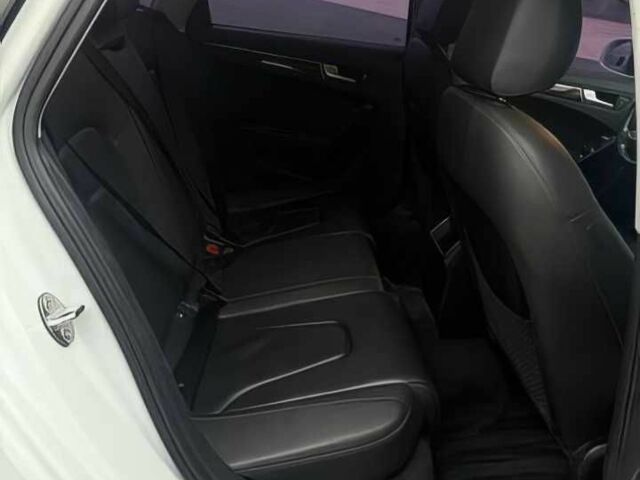 Белый Ауди А4, объемом двигателя 2 л и пробегом 85 тыс. км за 8900 $, фото 11 на Automoto.ua