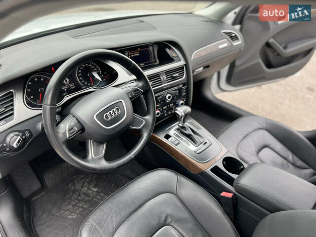 Білий Ауді А4, об'ємом двигуна 1.98 л та пробігом 162 тис. км за 12500 $, фото 15 на Automoto.ua