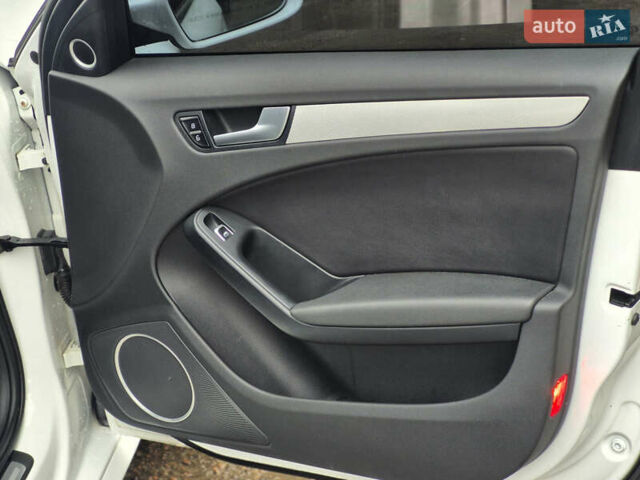 Белый Ауди А4, объемом двигателя 2 л и пробегом 198 тыс. км за 12050 $, фото 39 на Automoto.ua