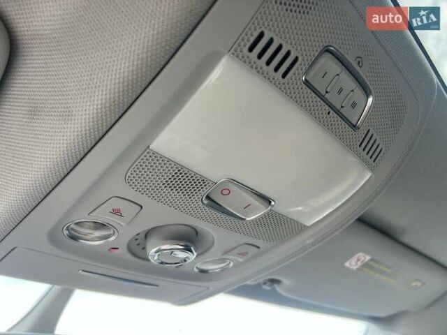 Белый Ауди А4, объемом двигателя 2 л и пробегом 200 тыс. км за 13000 $, фото 19 на Automoto.ua