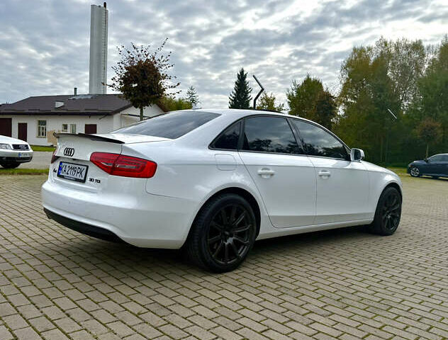 Белый Ауди А4, объемом двигателя 1.97 л и пробегом 250 тыс. км за 12900 $, фото 15 на Automoto.ua