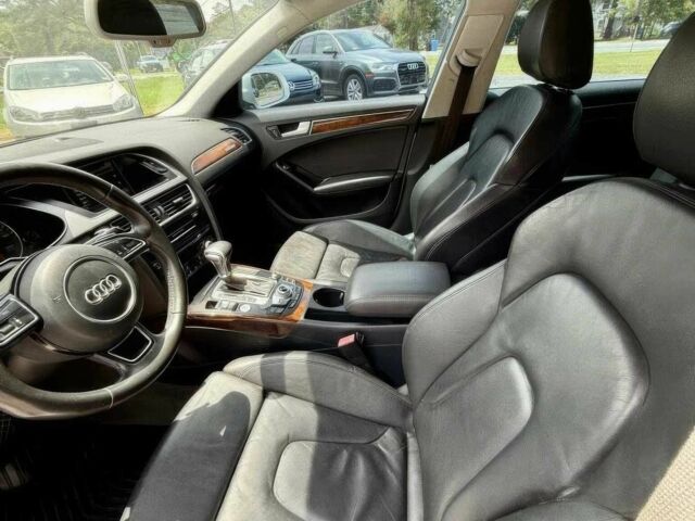 Белый Ауди А4, объемом двигателя 2 л и пробегом 81 тыс. км за 3500 $, фото 7 на Automoto.ua