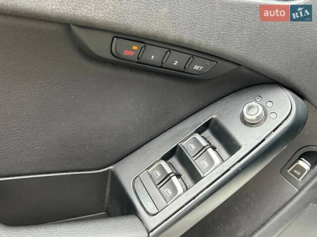 Ауді А4 2014 у Києві на Automoto.ua Білий Ауді А4, об'ємом двигуна 1.98 л та пробігом 155 тис. км за 14990 $, фото 22 на Automoto.ua