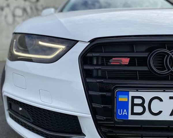 Белый Ауди А4, объемом двигателя 1.98 л и пробегом 127 тыс. км за 15000 $, фото 1 на Automoto.ua