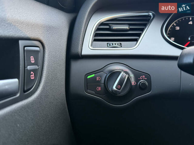 Белый Ауди А4, объемом двигателя 2 л и пробегом 236 тыс. км за 14900 $, фото 41 на Automoto.ua