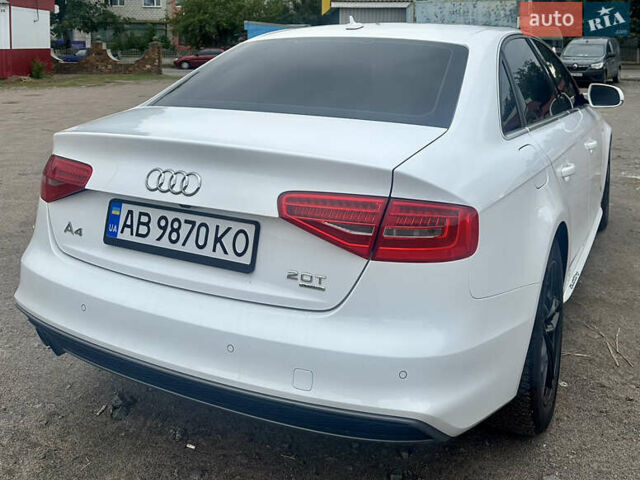 Белый Ауди А4, объемом двигателя 2 л и пробегом 200 тыс. км за 14500 $, фото 2 на Automoto.ua