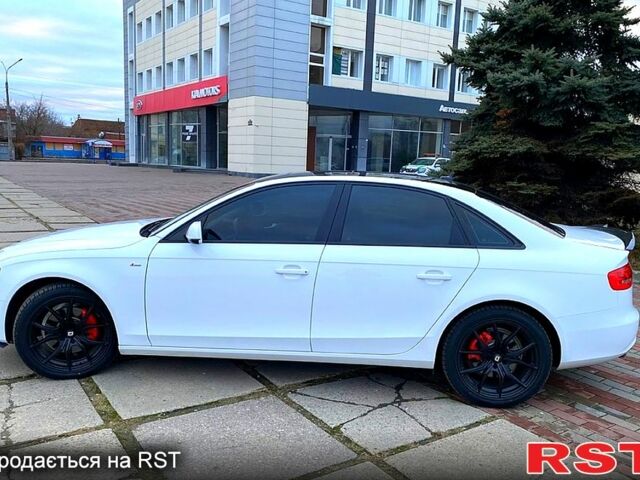 Белый Ауди А4, объемом двигателя 2 л и пробегом 122 тыс. км за 13999 $, фото 4 на Automoto.ua