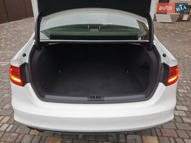 Белый Ауди А4, объемом двигателя 1.98 л и пробегом 289 тыс. км за 11500 $, фото 22 на Automoto.ua