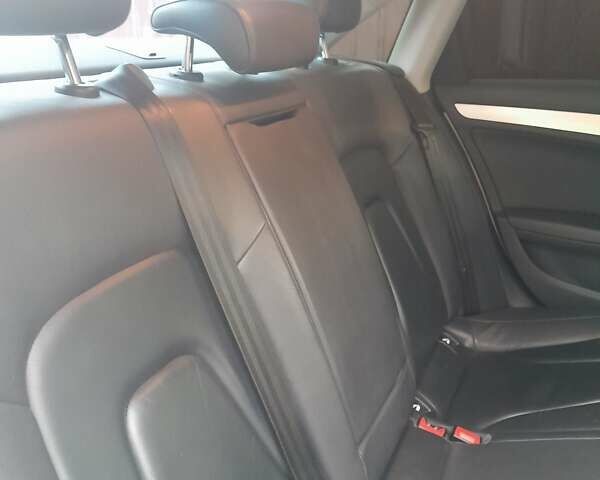 Ауди А4 2014 в Львове на Automoto.ua Белый Ауди А4, объемом двигателя 2 л и пробегом 175 тыс. км за 12500 $, фото 3 на Automoto.ua