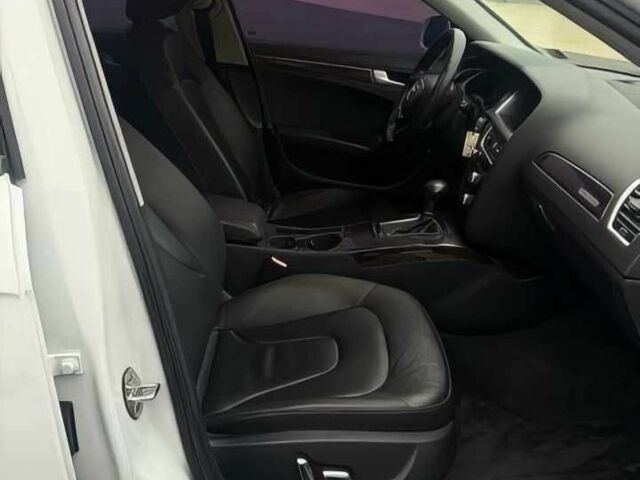 Белый Ауди А4, объемом двигателя 2 л и пробегом 85 тыс. км за 8900 $, фото 8 на Automoto.ua