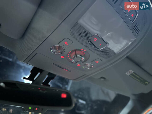 Білий Ауді А4, об'ємом двигуна 1.98 л та пробігом 272 тис. км за 15000 $, фото 28 на Automoto.ua