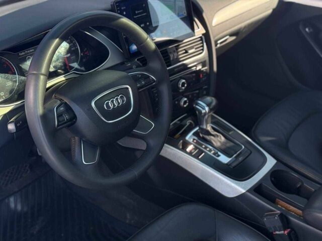 Белый Ауди А4, объемом двигателя 2 л и пробегом 161 тыс. км за 12999 $, фото 7 на Automoto.ua