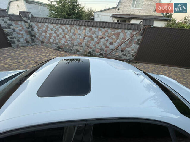 Белый Ауди А4, объемом двигателя 1.98 л и пробегом 288 тыс. км за 16500 $, фото 6 на Automoto.ua