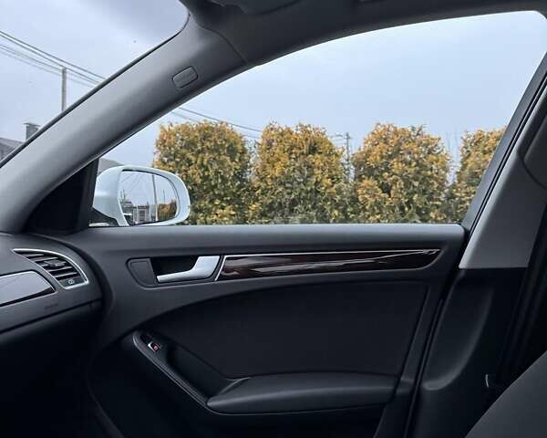 Белый Ауди А4, объемом двигателя 1.8 л и пробегом 120 тыс. км за 15500 $, фото 37 на Automoto.ua