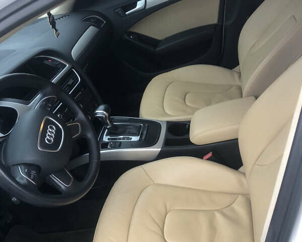 Белый Ауди А4, объемом двигателя 2 л и пробегом 157 тыс. км за 12500 $, фото 6 на Automoto.ua