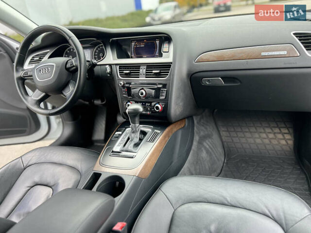 Белый Ауди А4, объемом двигателя 2 л и пробегом 162 тыс. км за 12500 $, фото 9 на Automoto.ua