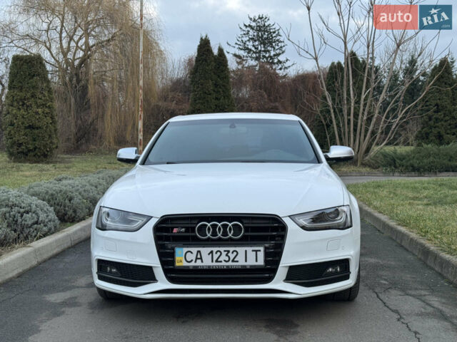 Белый Ауди А4, объемом двигателя 2.97 л и пробегом 230 тыс. км за 14500 $, фото 3 на Automoto.ua