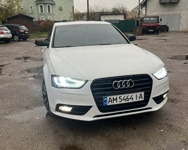 Белый Ауди А4, объемом двигателя 1.98 л и пробегом 241 тыс. км за 12500 $, фото 1 на Automoto.ua