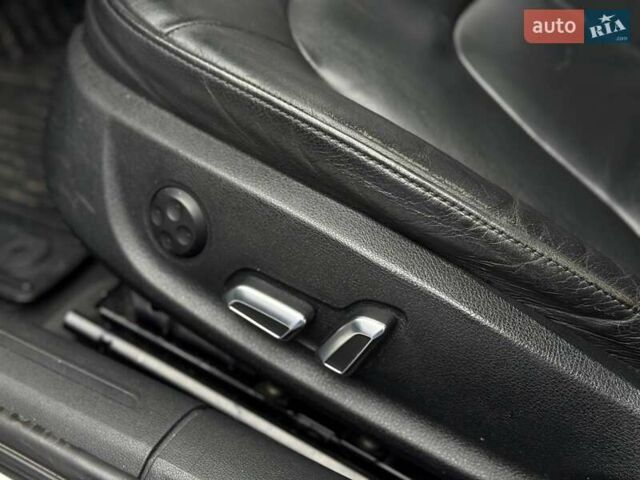 Белый Ауди А4, объемом двигателя 1.98 л и пробегом 161 тыс. км за 10499 $, фото 10 на Automoto.ua