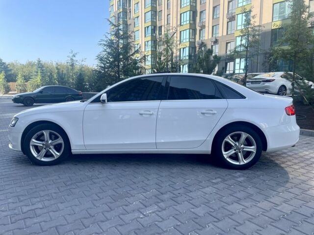 Белый Ауди А4, объемом двигателя 2 л и пробегом 154 тыс. км за 15750 $, фото 5 на Automoto.ua