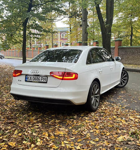 Білий Ауді А4, об'ємом двигуна 2 л та пробігом 226 тис. км за 14500 $, фото 5 на Automoto.ua