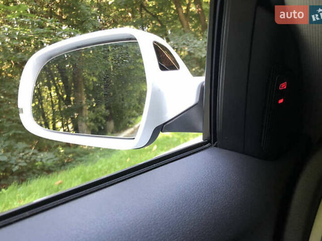 Белый Ауди А4, объемом двигателя 1.98 л и пробегом 148 тыс. км за 13999 $, фото 9 на Automoto.ua