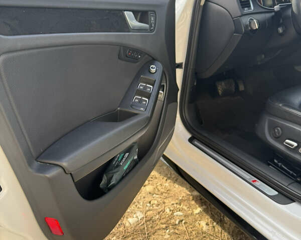 Білий Ауді А4, об'ємом двигуна 2 л та пробігом 204 тис. км за 11000 $, фото 11 на Automoto.ua